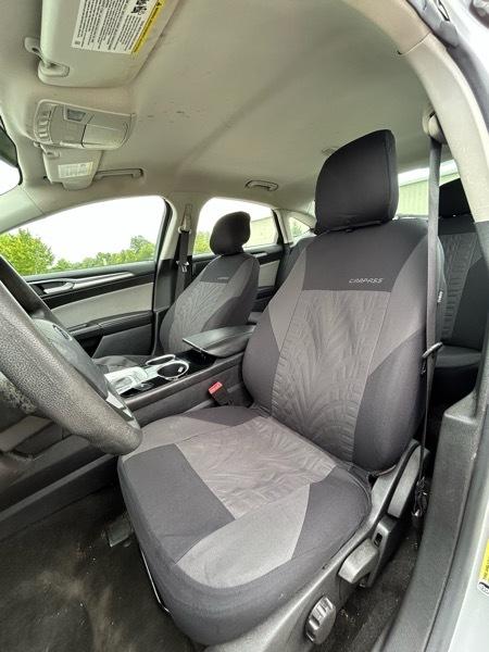 Ford Fusion S 2013