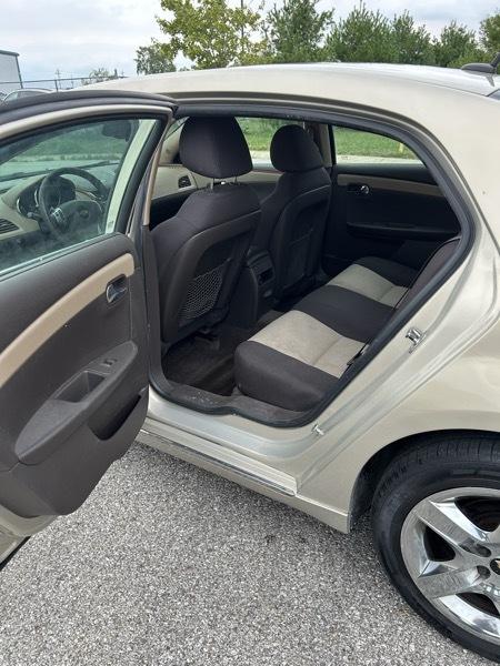 Chevrolet Malibu 1LT 2010