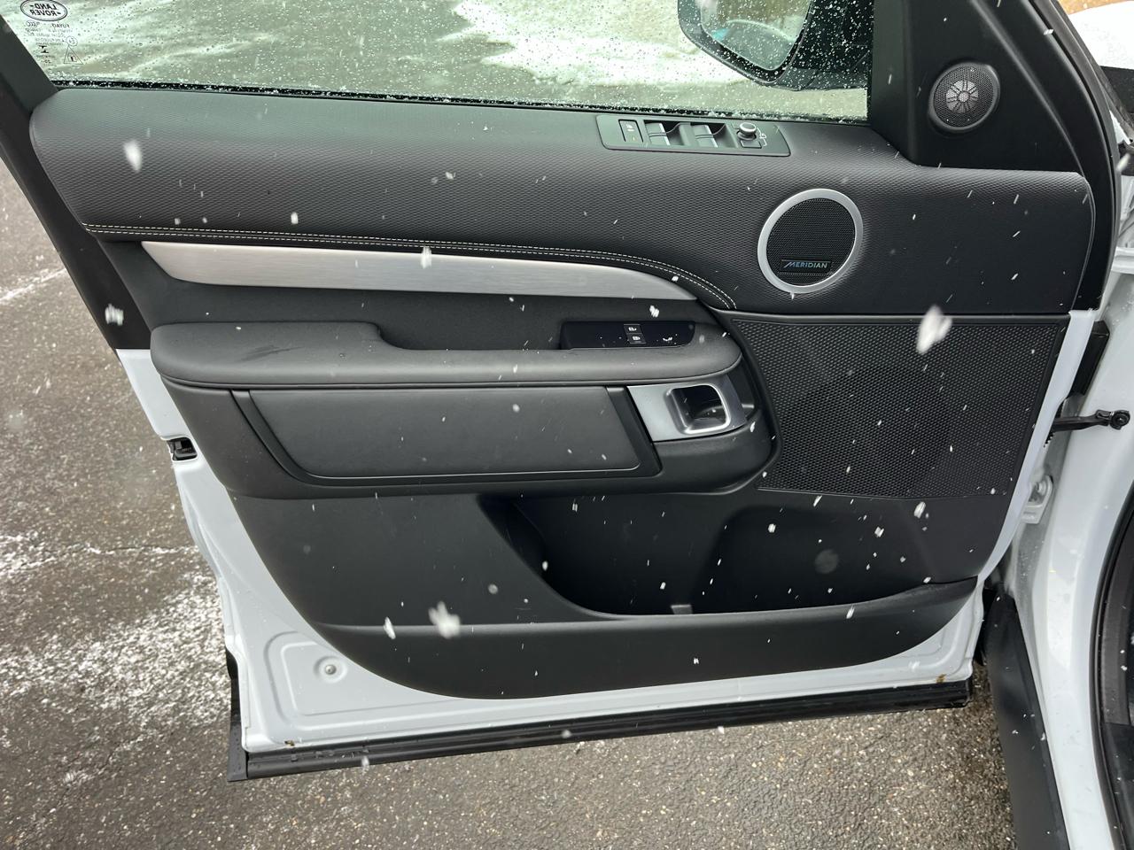 Land Rover Discovery R-Dynamic S 2021