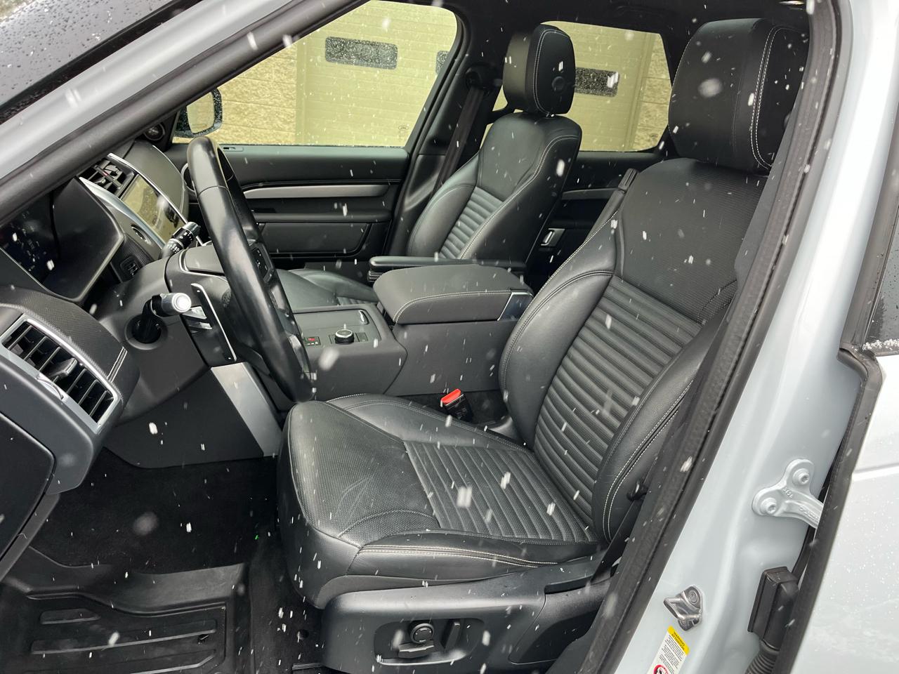 Land Rover Discovery R-Dynamic S 2021