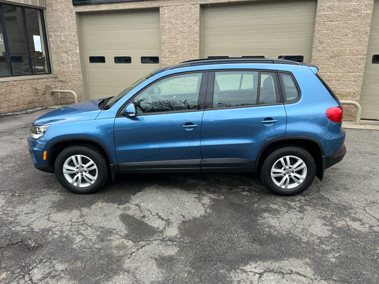 Volkswagen Tiguan S 4Motion 2017