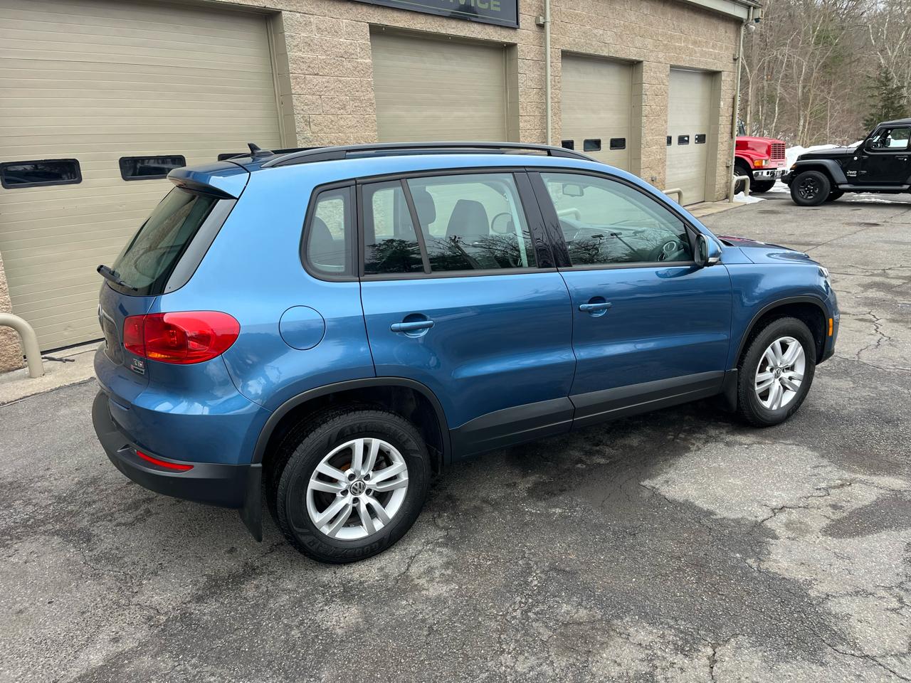 Volkswagen Tiguan S 4Motion 2017