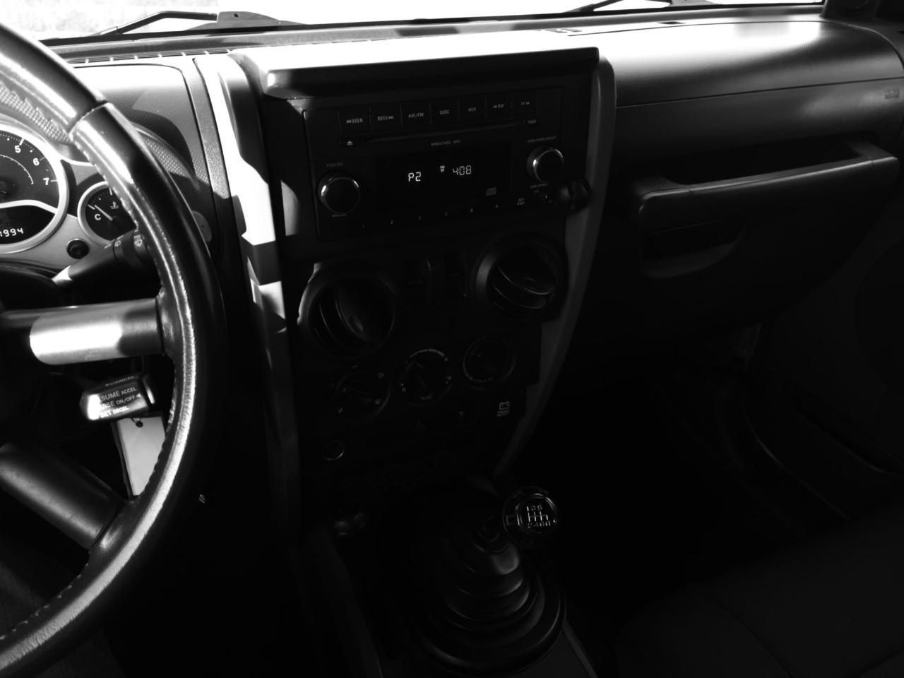 Jeep Wrangler Sport 4WD 2010