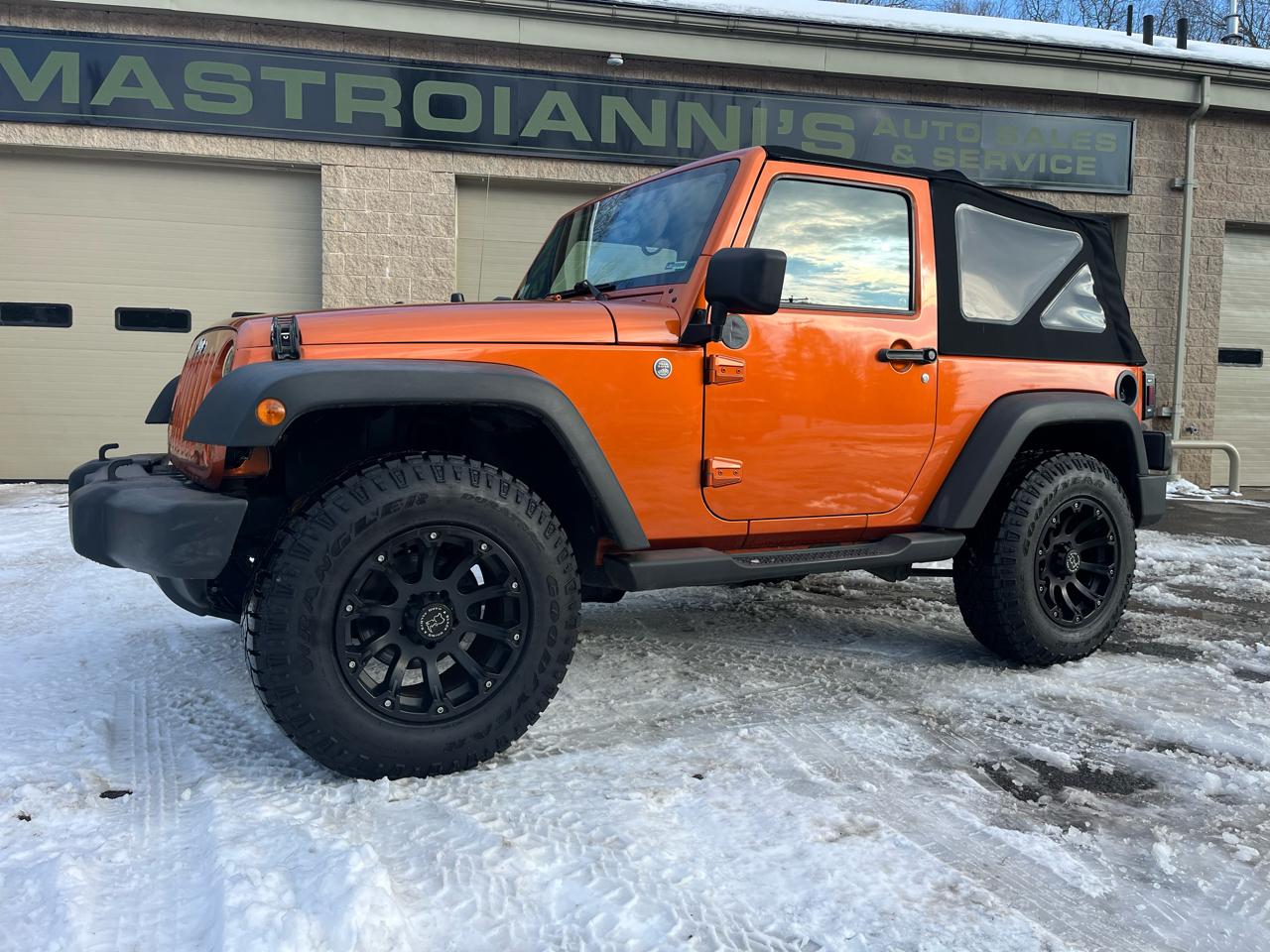 Jeep Wrangler Sport 4WD 2010