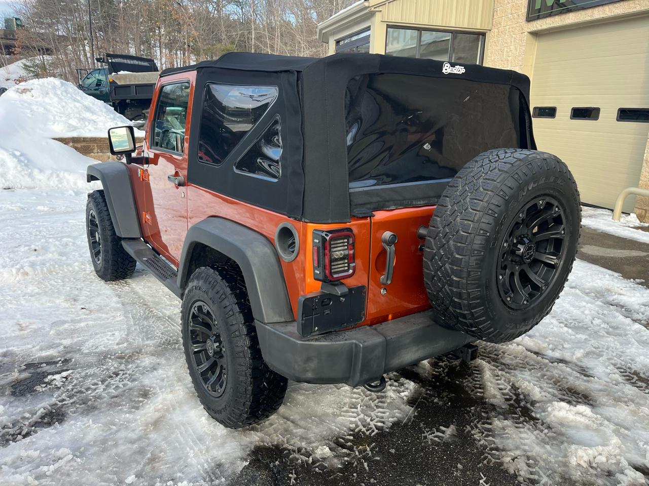 Jeep Wrangler Sport 4WD 2010
