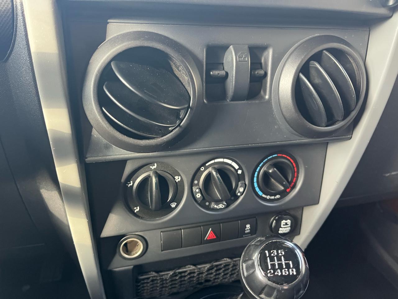 Jeep Wrangler Sport 4WD 2010