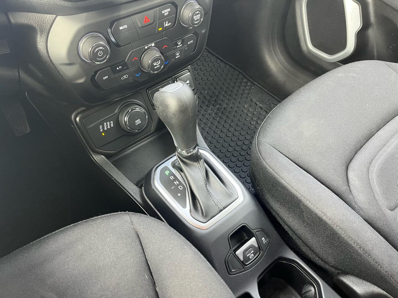 Jeep Renegade Latitude 4WD 2021