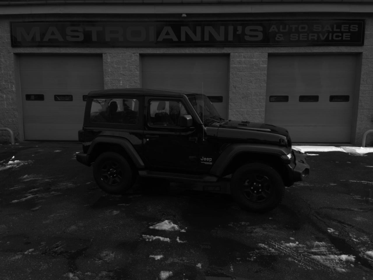 Jeep Wrangler Sport 4WD 2019