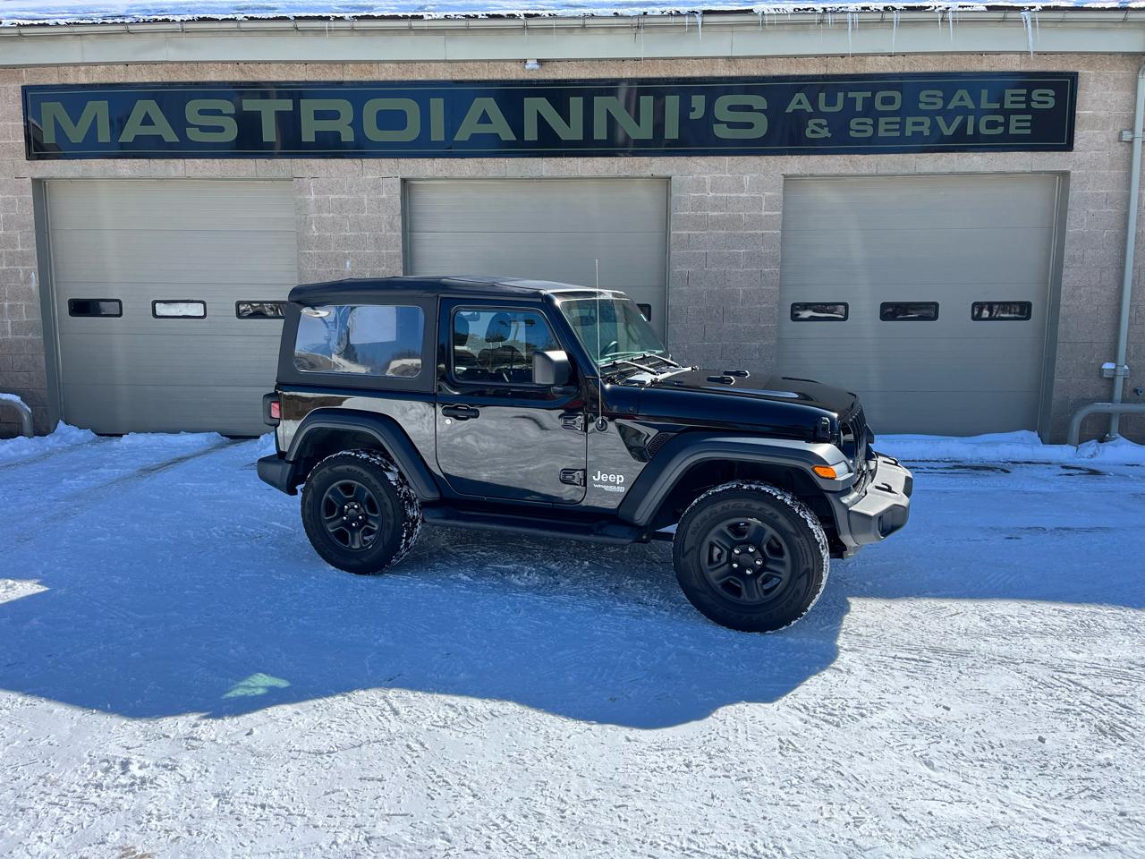 Jeep Wrangler Sport 4WD 2019