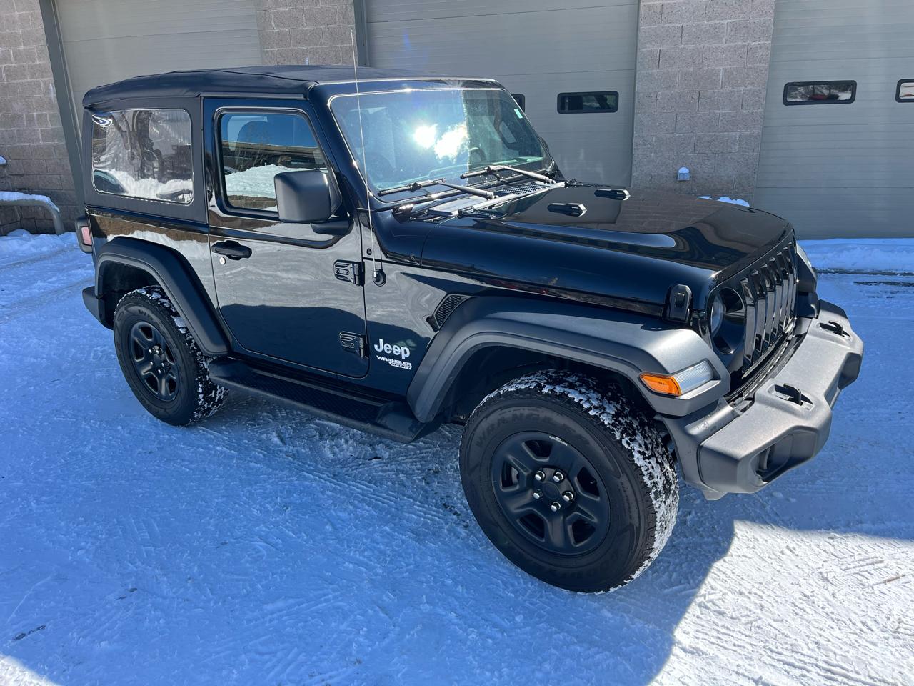 Jeep Wrangler Sport 4WD 2019