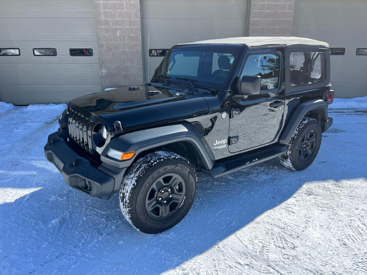 Jeep Wrangler Sport 4WD 2019
