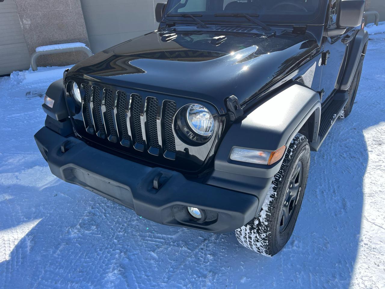 Jeep Wrangler Sport 4WD 2019