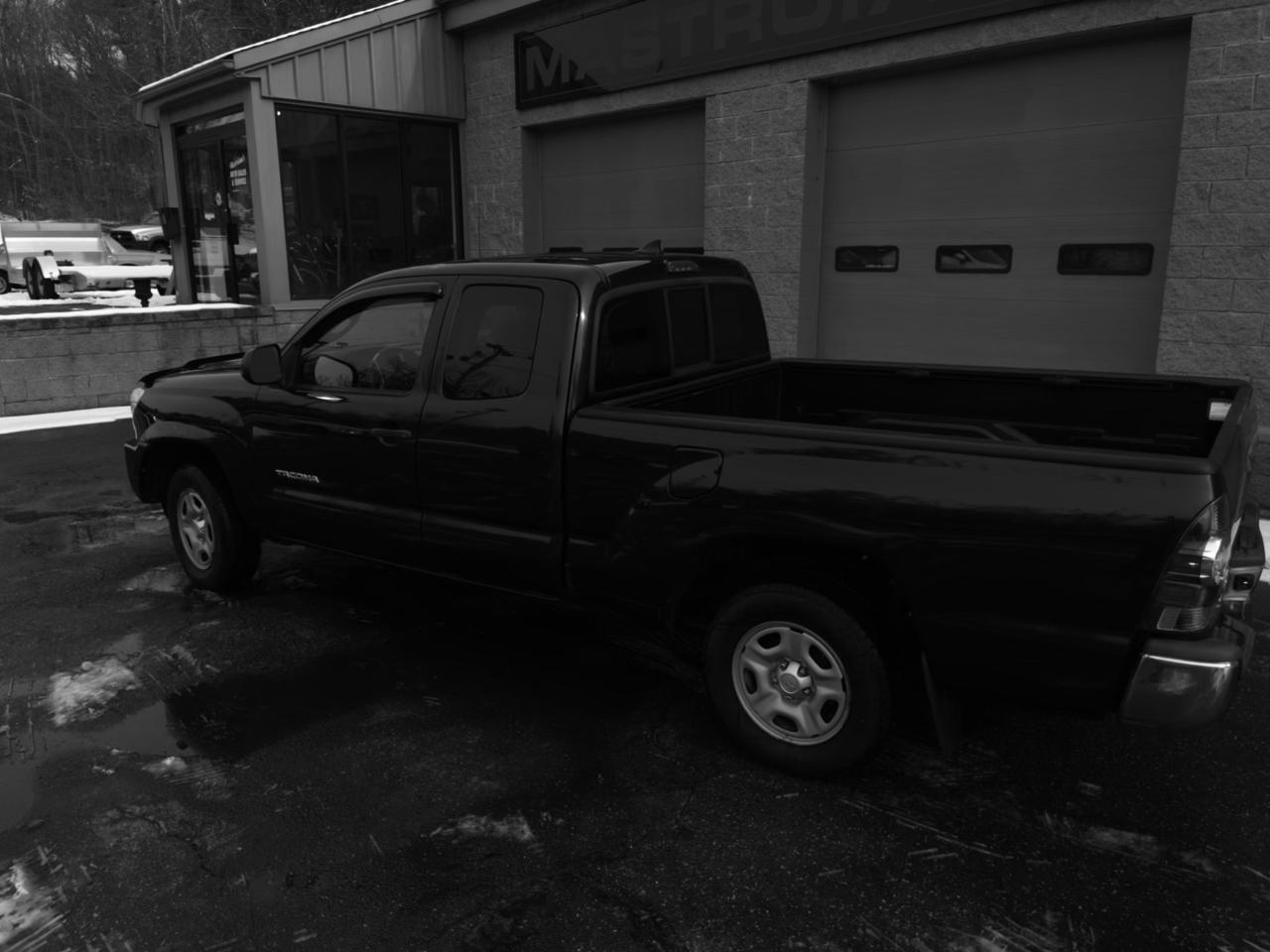 Toyota Tacoma Access Cab I4 4AT 2WD 2014