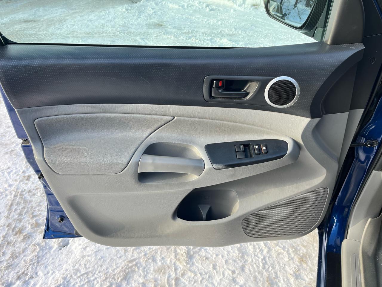 Toyota Tacoma Access Cab I4 4AT 2WD 2014