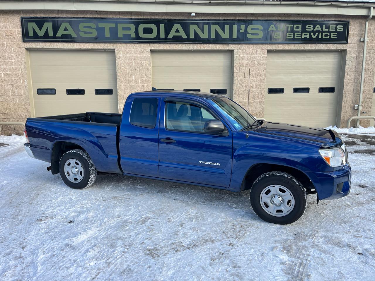 Toyota Tacoma Access Cab I4 4AT 2WD 2014