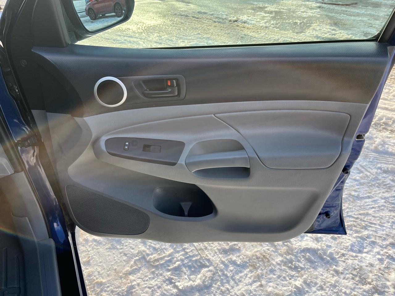 Toyota Tacoma Access Cab I4 4AT 2WD 2014