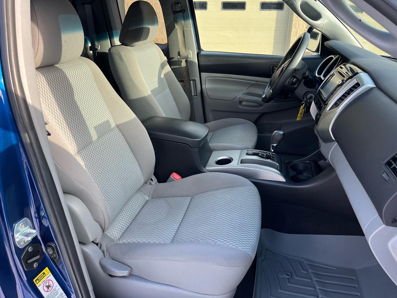 Toyota Tacoma Access Cab I4 4AT 2WD 2014