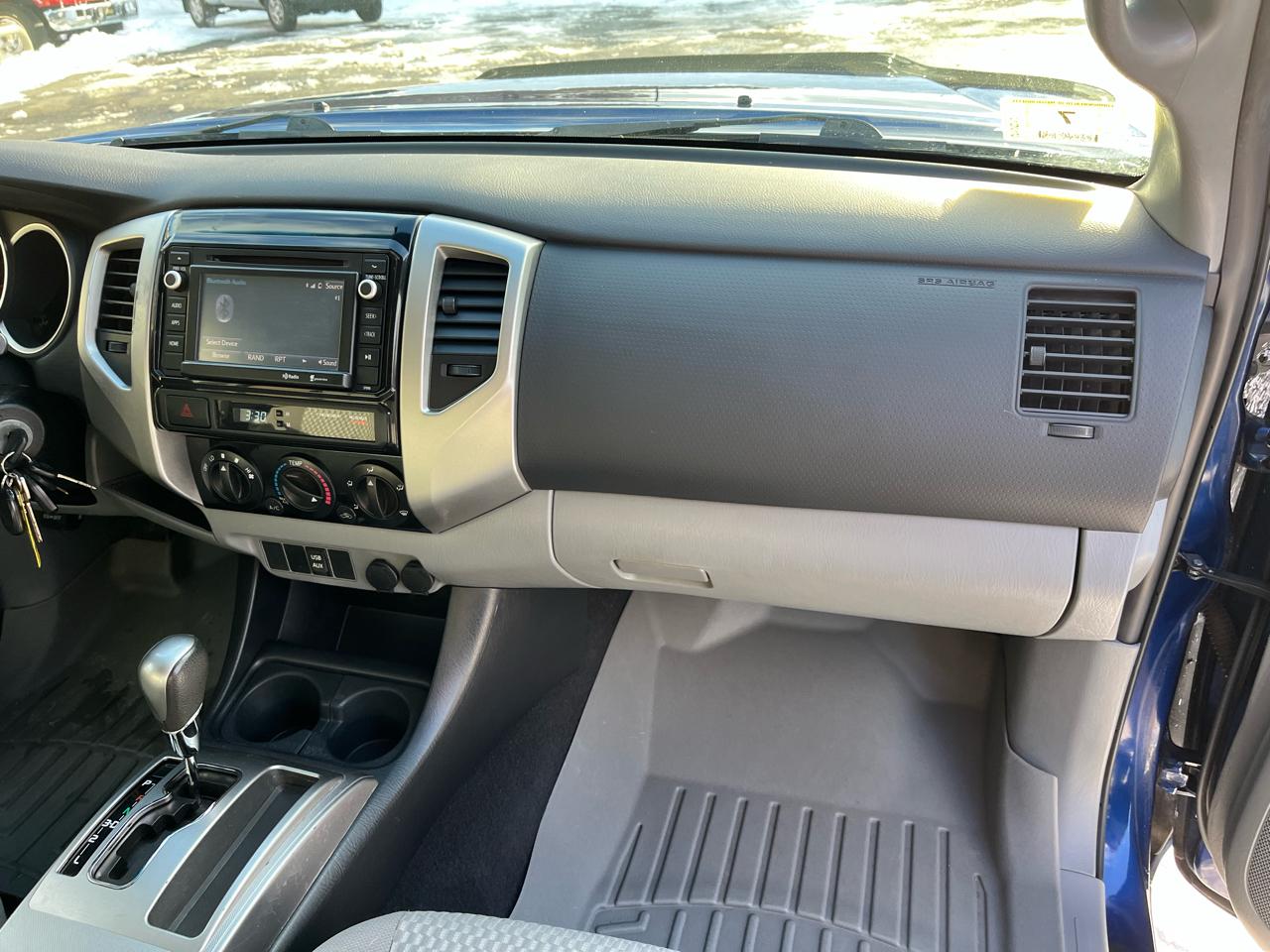 Toyota Tacoma Access Cab I4 4AT 2WD 2014