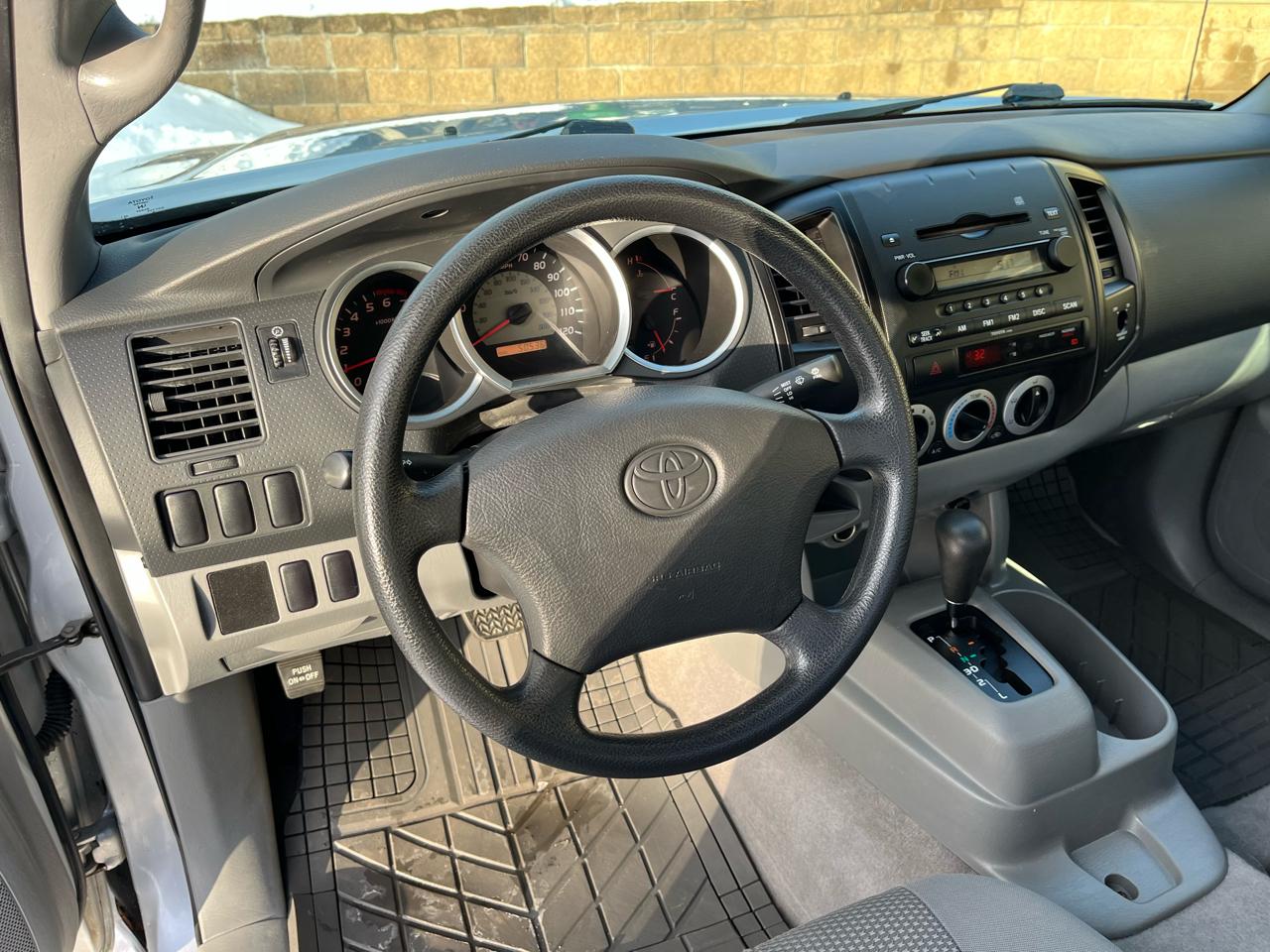 Toyota Tacoma Regular Cab I4 Automatic 2WD 2005