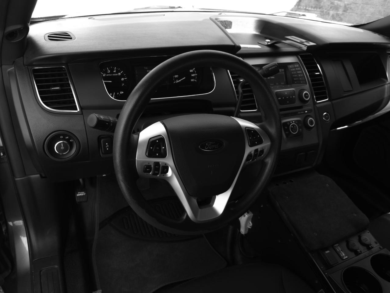 Ford Taurus Police AWD 2015