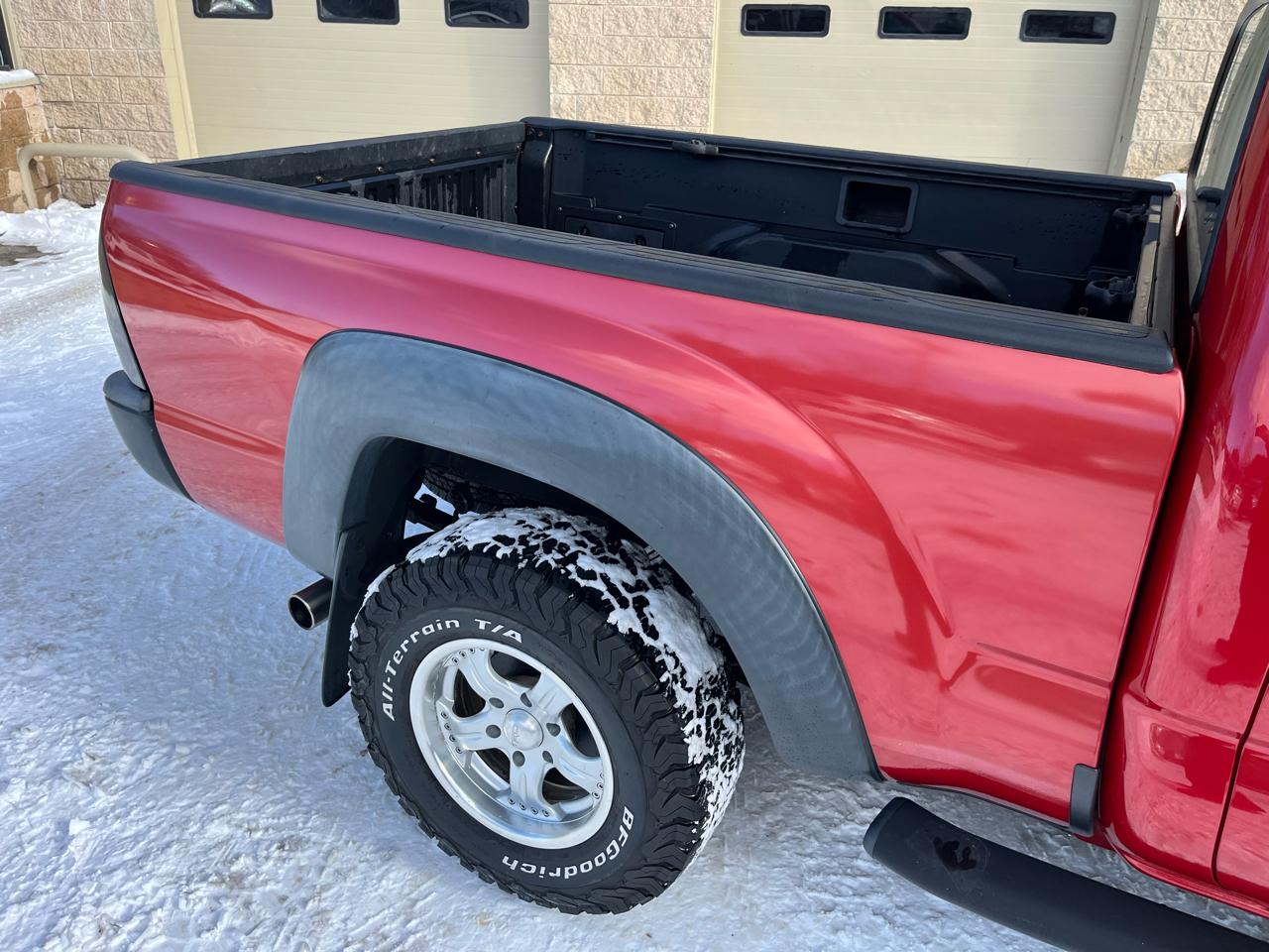 Toyota Tacoma Regular Cab 4WD 2012