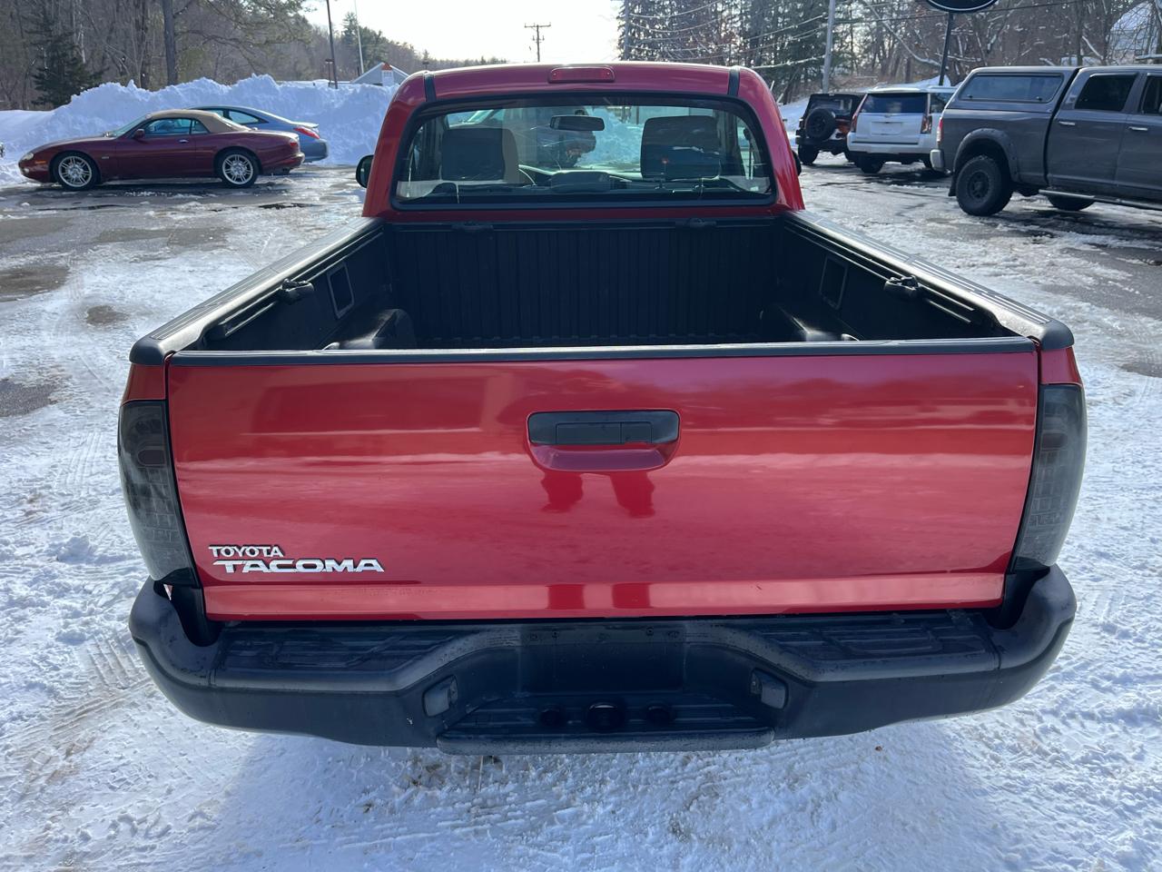 Toyota Tacoma Regular Cab 4WD 2012