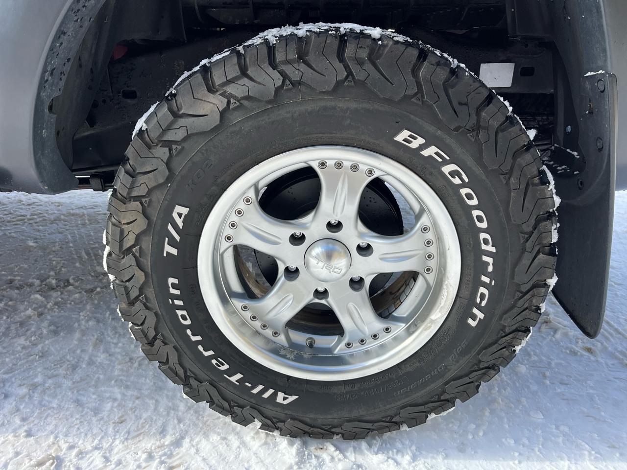 Toyota Tacoma Regular Cab 4WD 2012