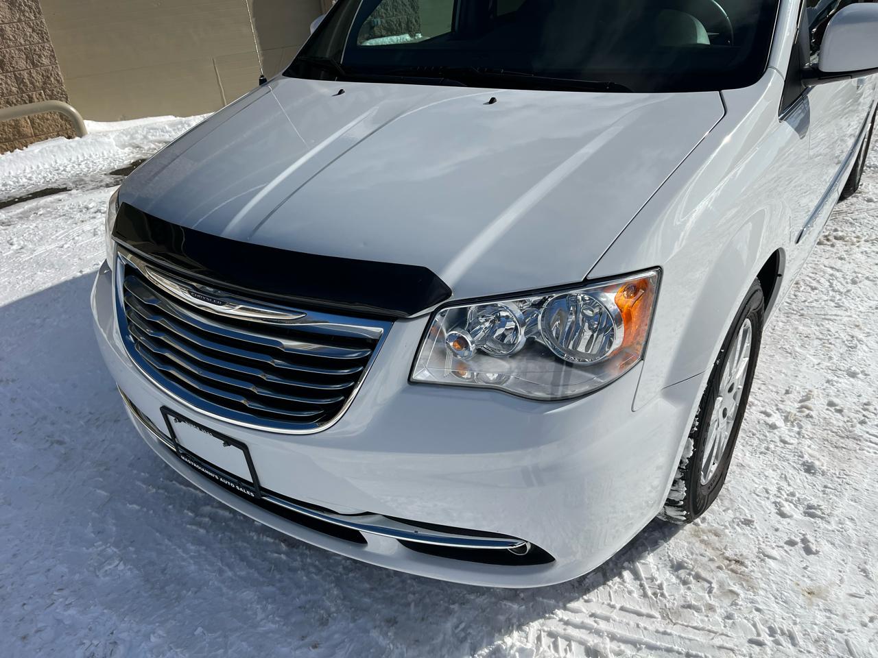 Chrysler Town & Country Touring 2016