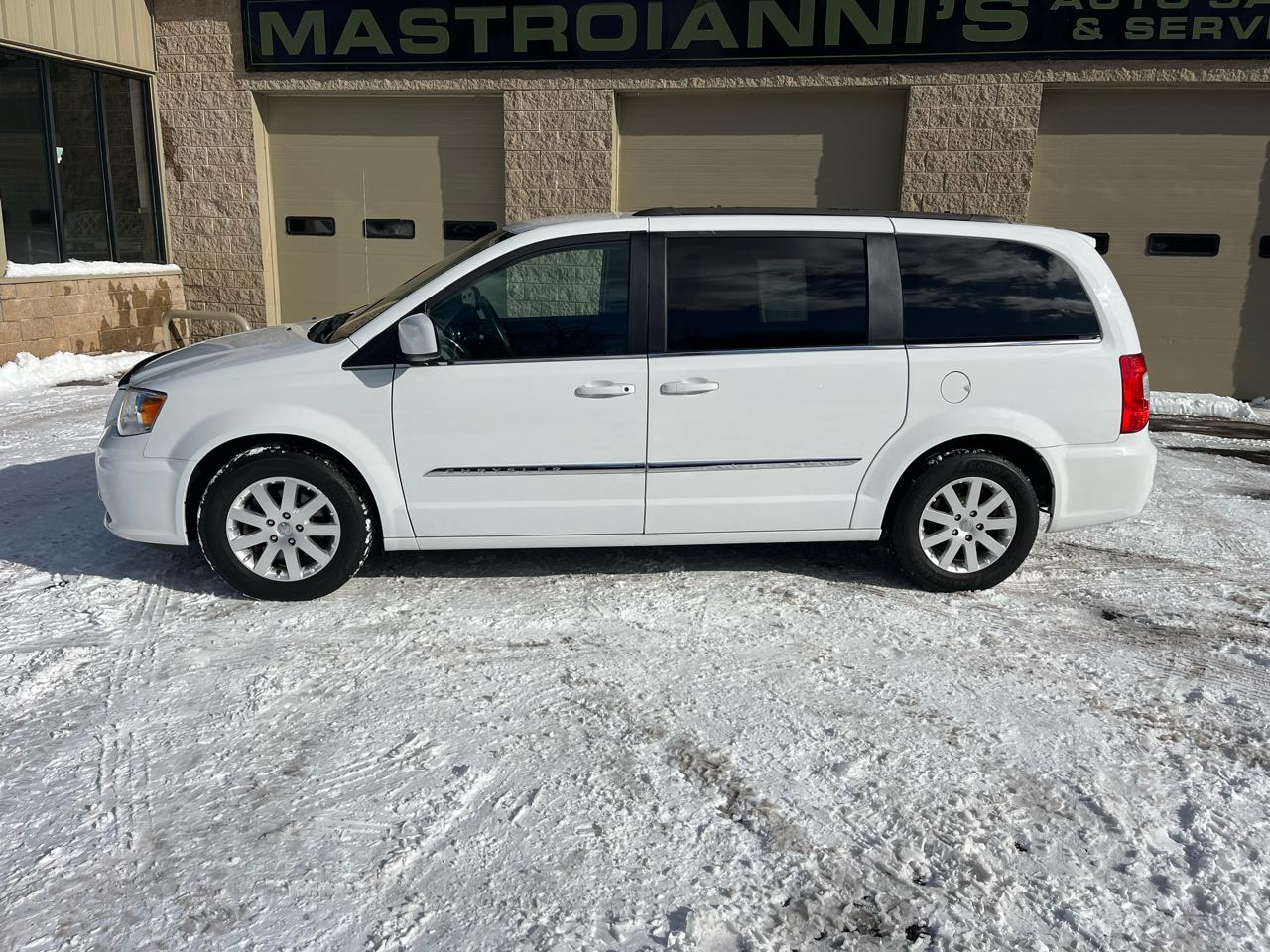 Chrysler Town & Country Touring 2016