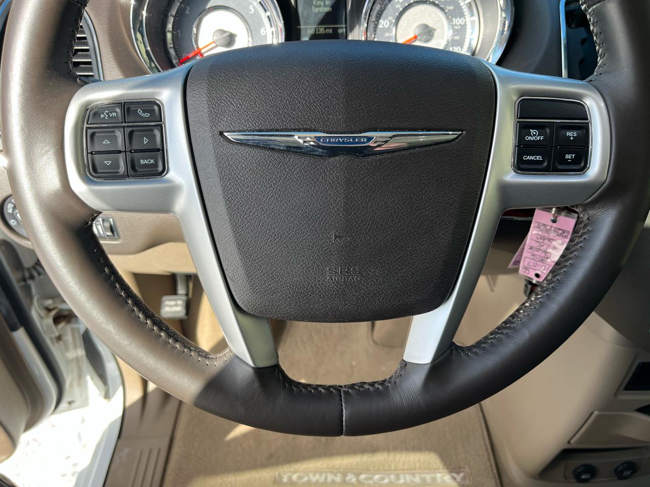 Chrysler Town & Country Touring 2016