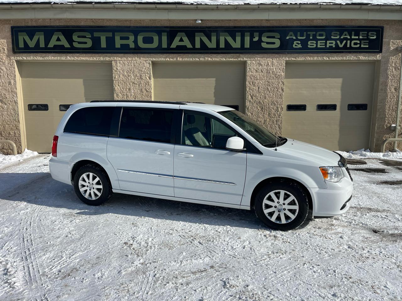 Chrysler Town & Country Touring 2016