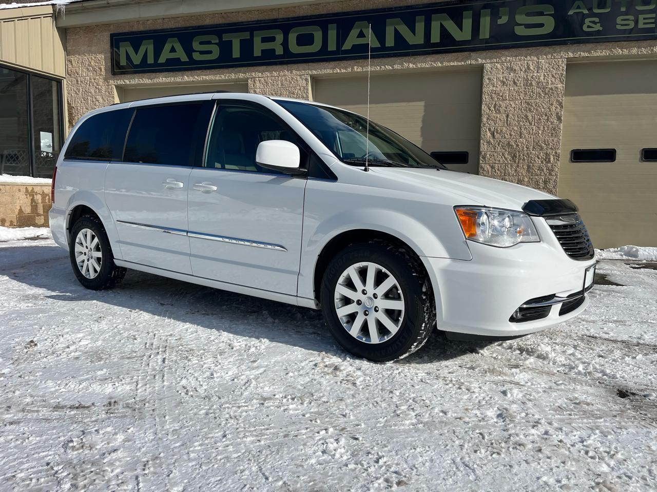 Chrysler Town & Country Touring 2016