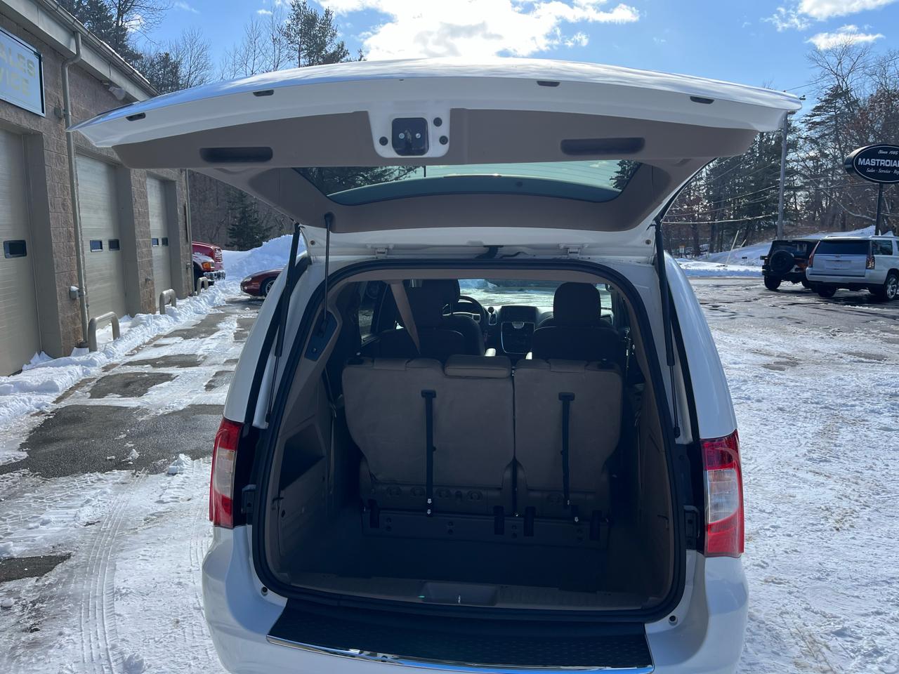 Chrysler Town & Country Touring 2016