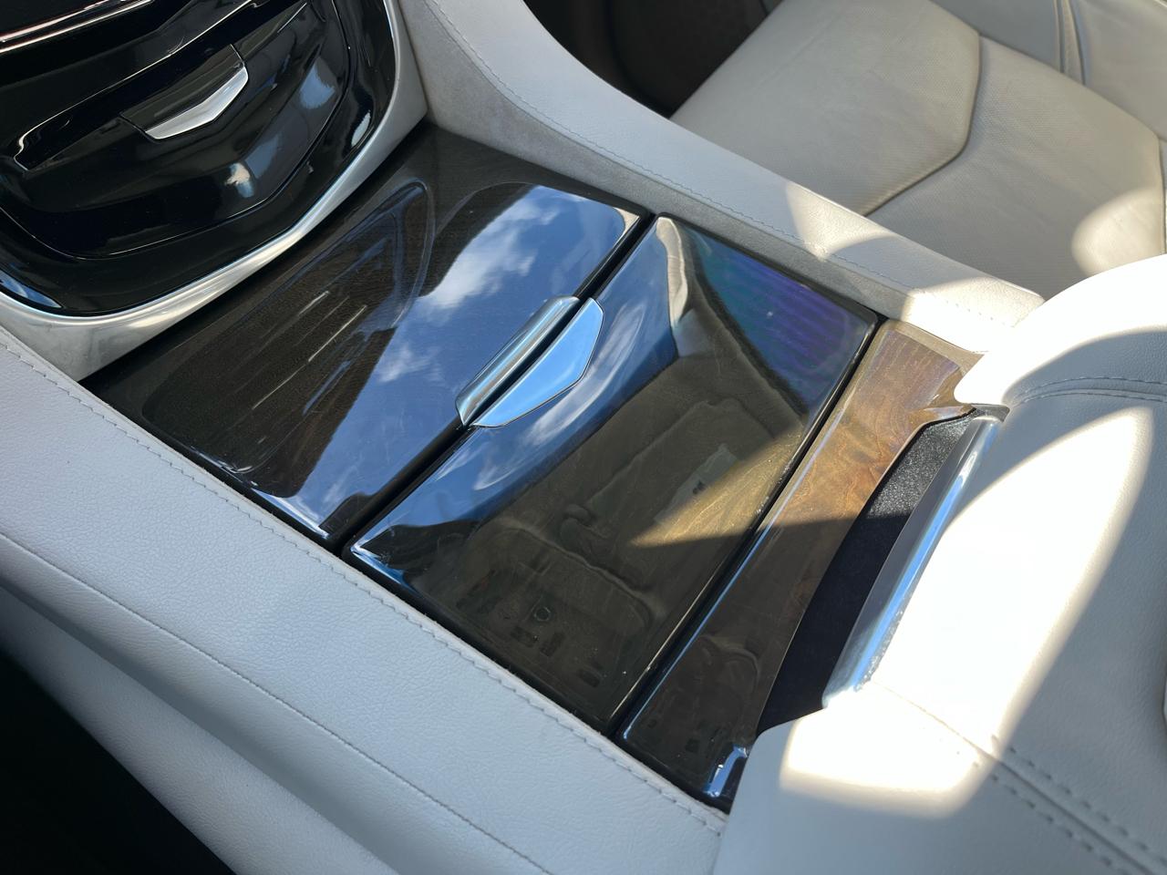 Cadillac Escalade ESV Luxury 4WD 2019