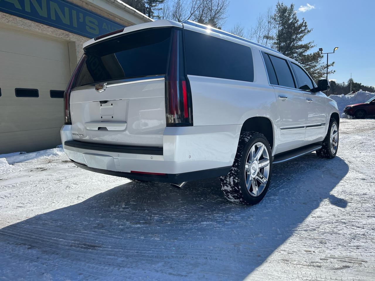 Cadillac Escalade ESV Luxury 4WD 2019