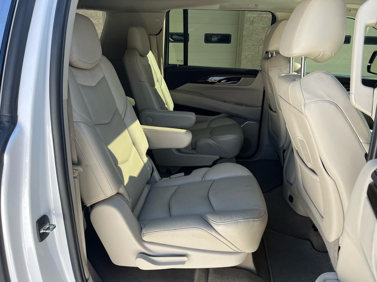 Cadillac Escalade ESV Luxury 4WD 2019