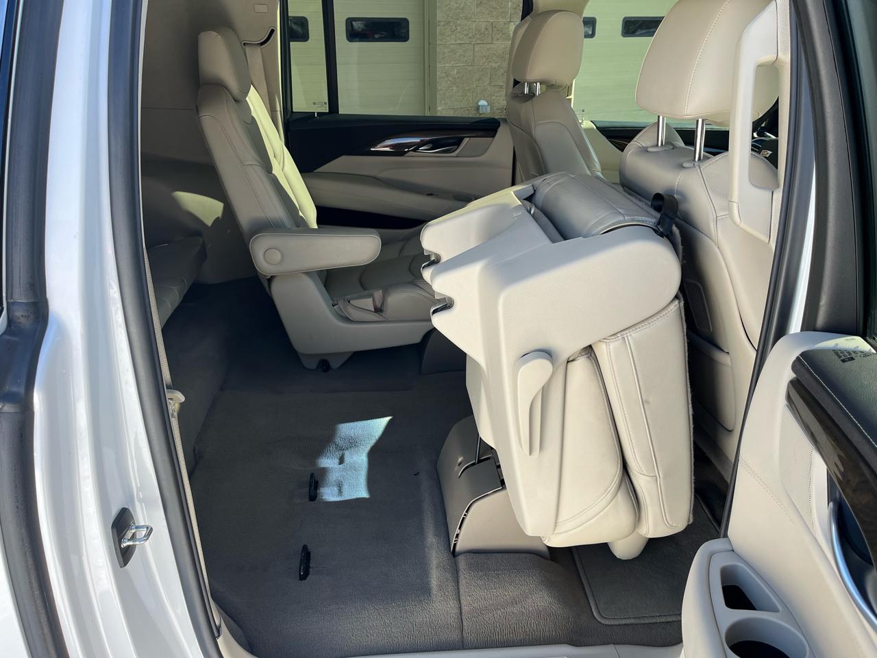 Cadillac Escalade ESV Luxury 4WD 2019