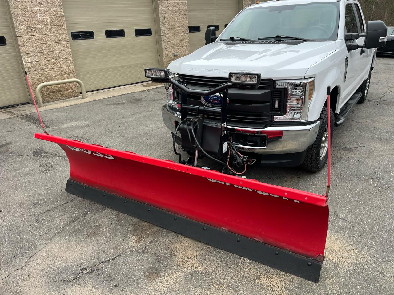 Ford F-350 SD XL SuperCab 4WD 2019