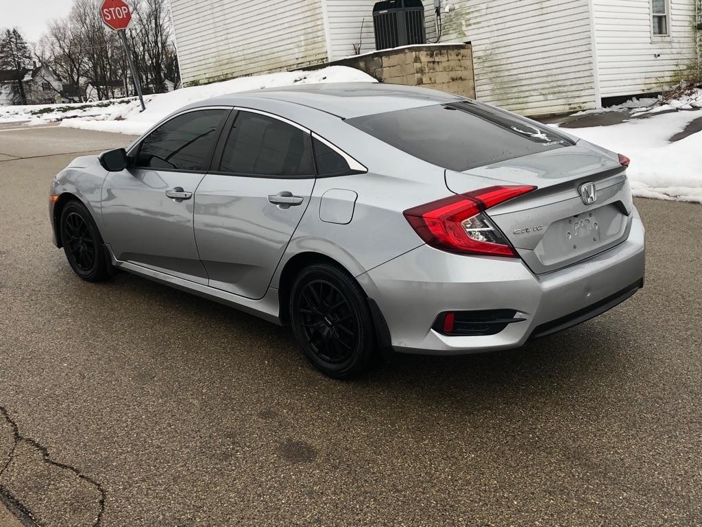 Honda Civic LX Sedan CVT 2016