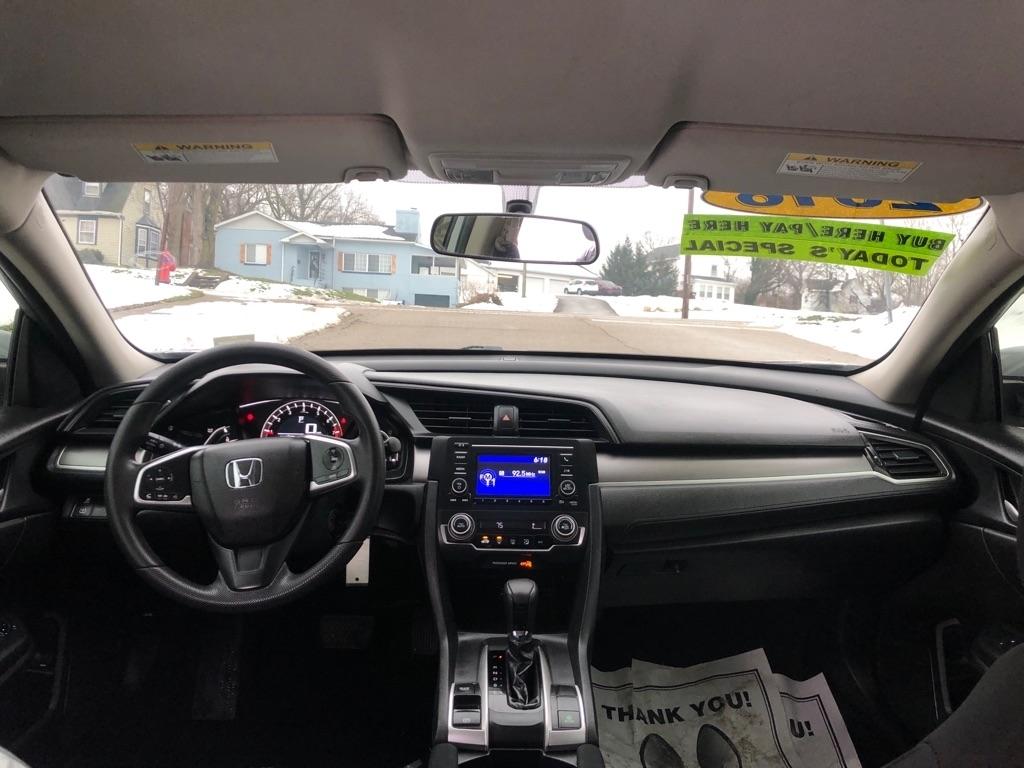 Honda Civic LX Sedan CVT 2016