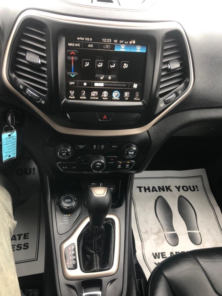 Jeep Cherokee Latitude 4WD 2017