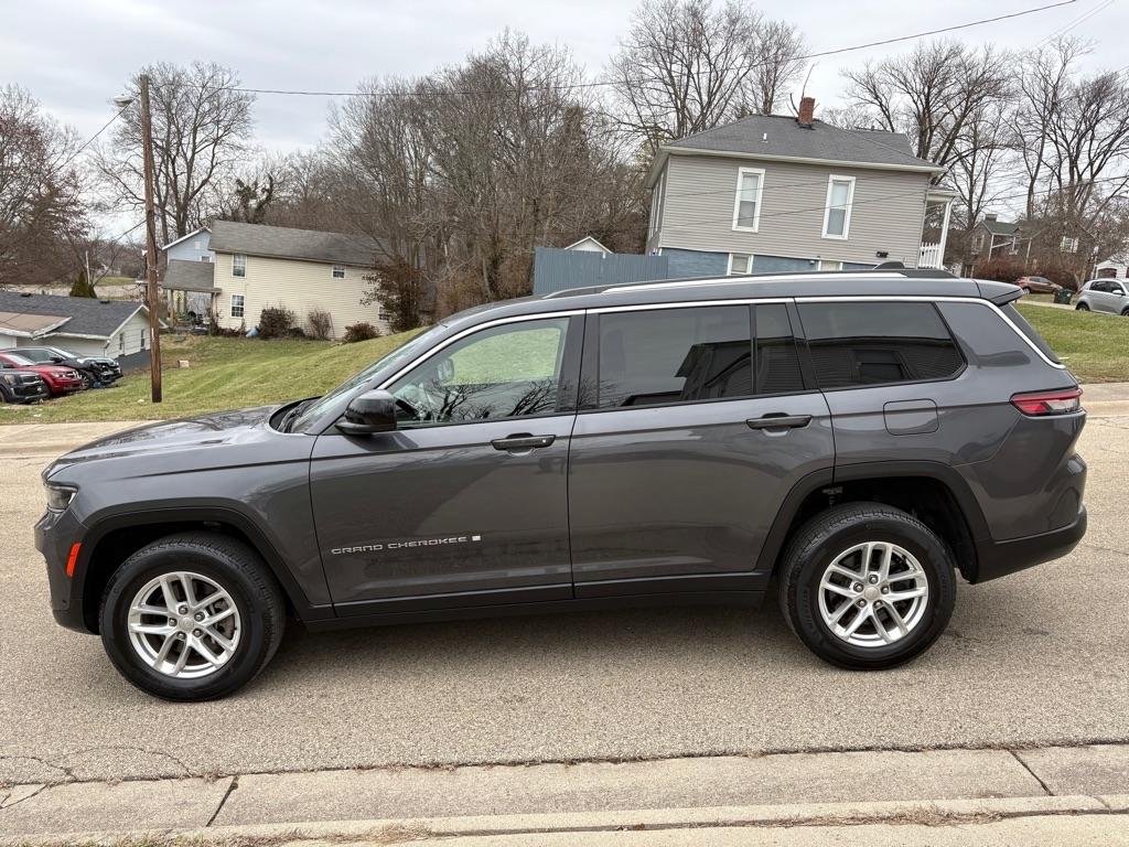 Jeep Grand Cherokee L Laredo 4WD 2022