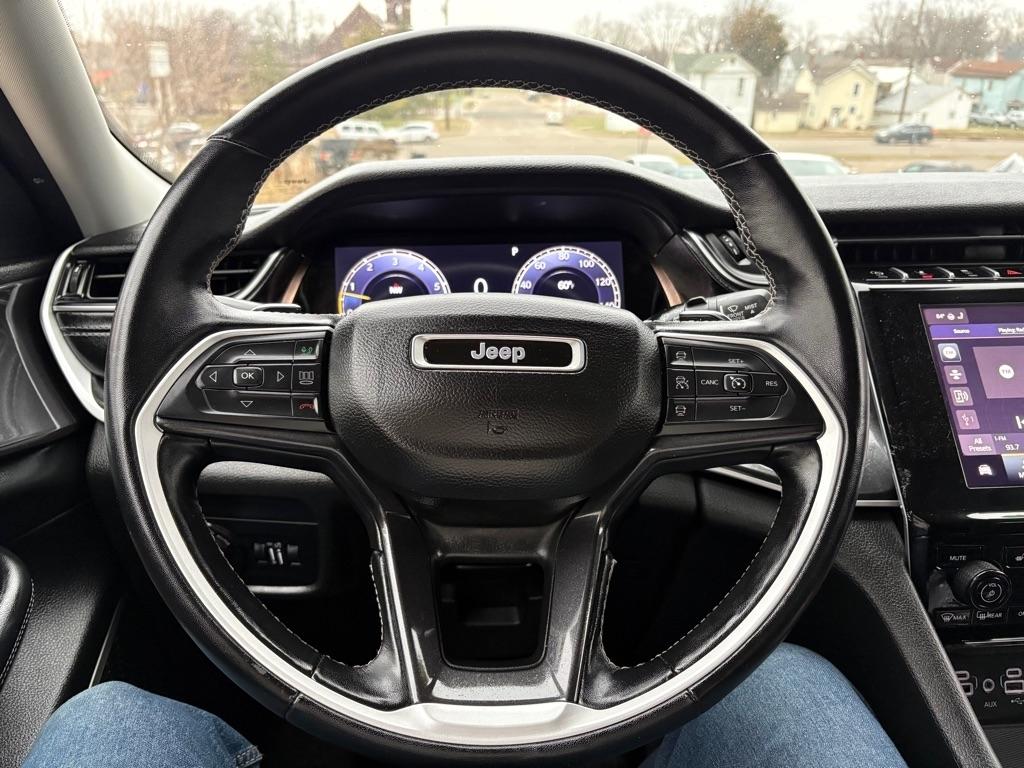 Jeep Grand Cherokee L Laredo 4WD 2022