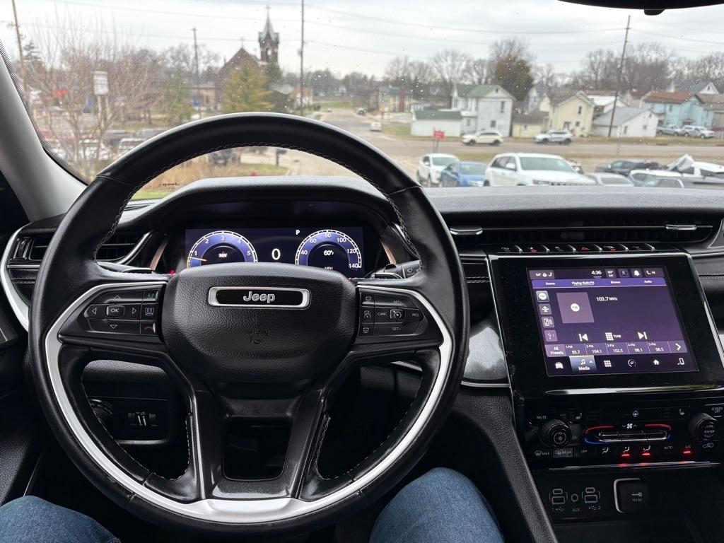 Jeep Grand Cherokee L Laredo 4WD 2022