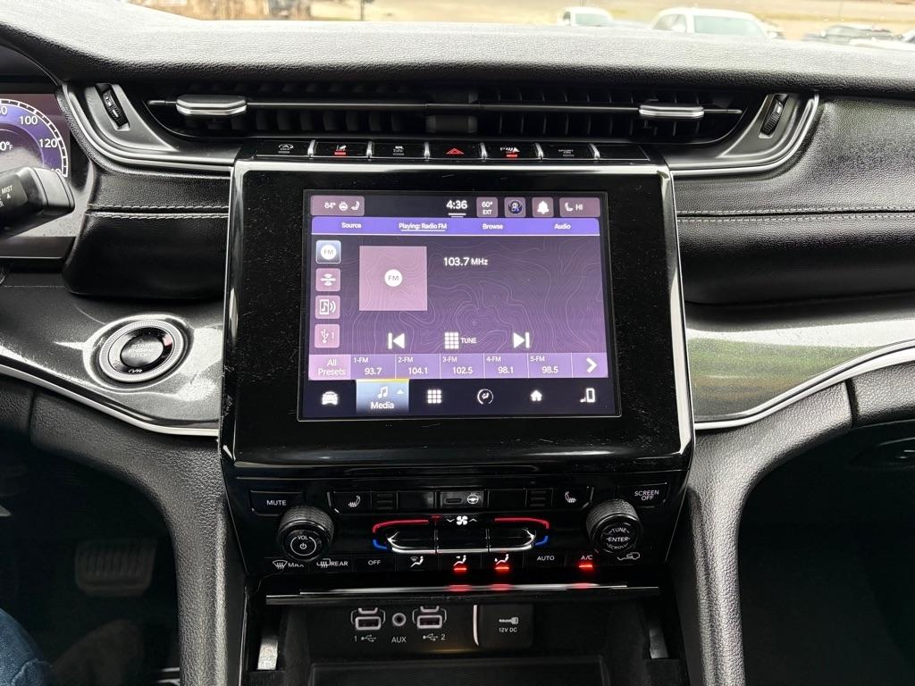 Jeep Grand Cherokee L Laredo 4WD 2022