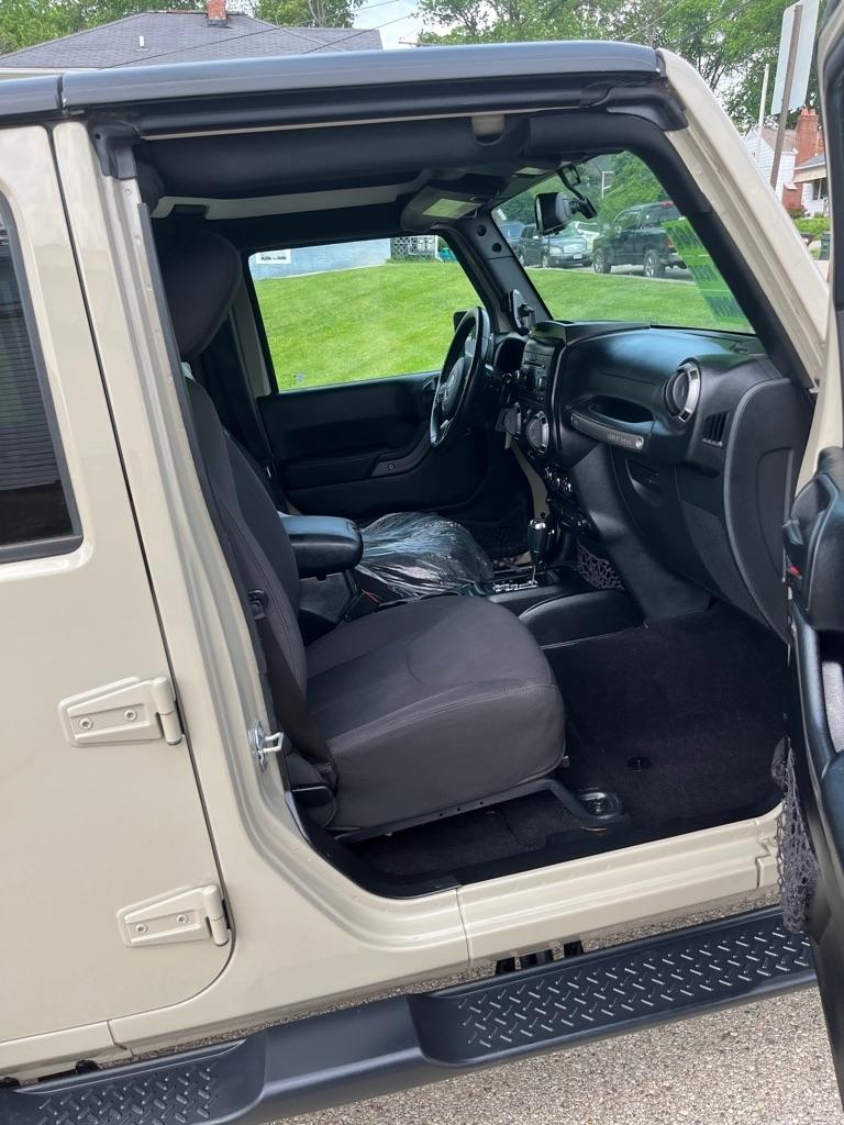 Jeep Wrangler Unlimited Sport 4WD 2017