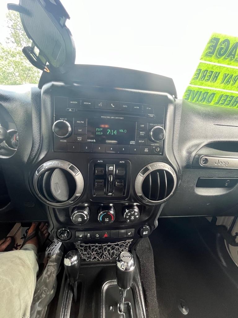 Jeep Wrangler Unlimited Sport 4WD 2017