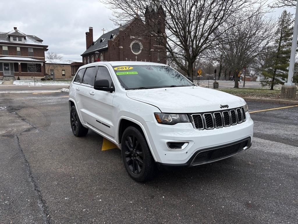 2017 Jeep Grand Cherokee Laredo 2WD
