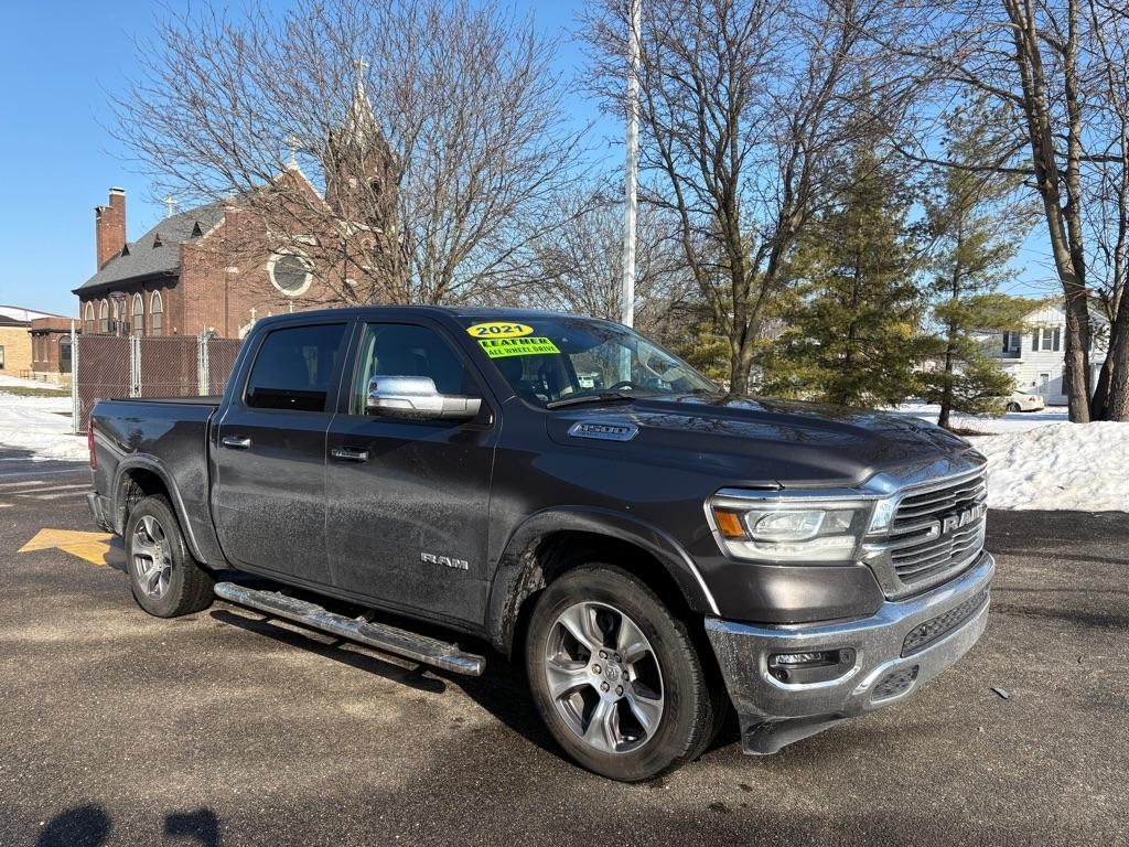 RAM 1500 Laramie Crew Cab SWB 4WD 2021