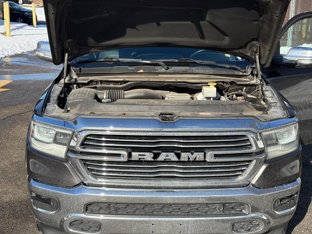 RAM 1500 Laramie Crew Cab SWB 4WD 2021